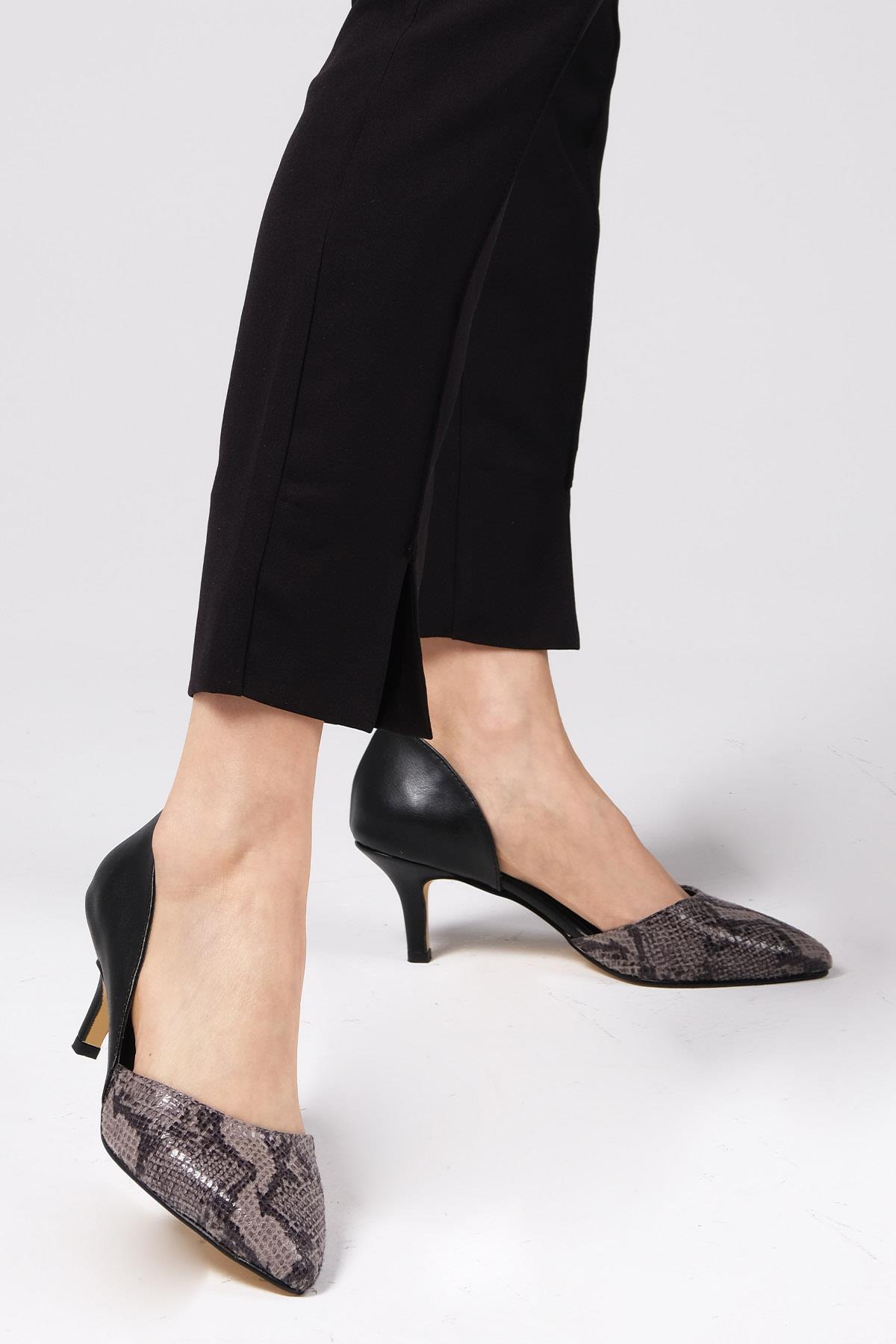 Rene Gri Renk Topuklu Ayakkabı