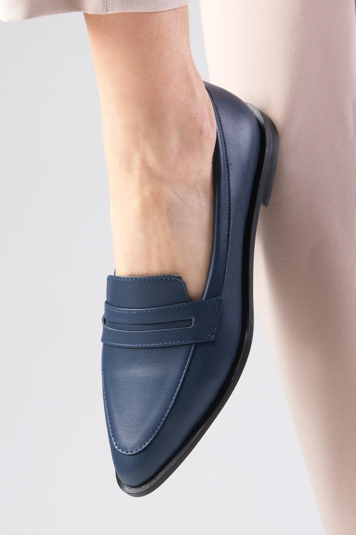 River Hakiki Deri Lacivert Loafer