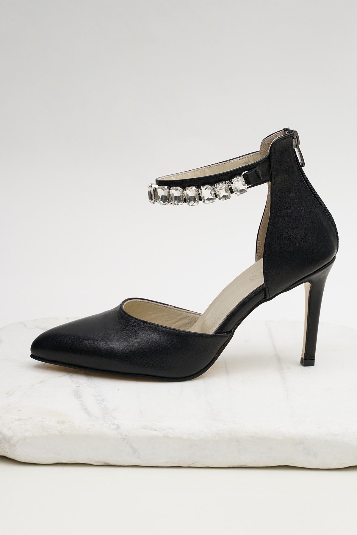 Rosalie Hakiki Deri Siyah Taşlı Abiye Ayakkabı