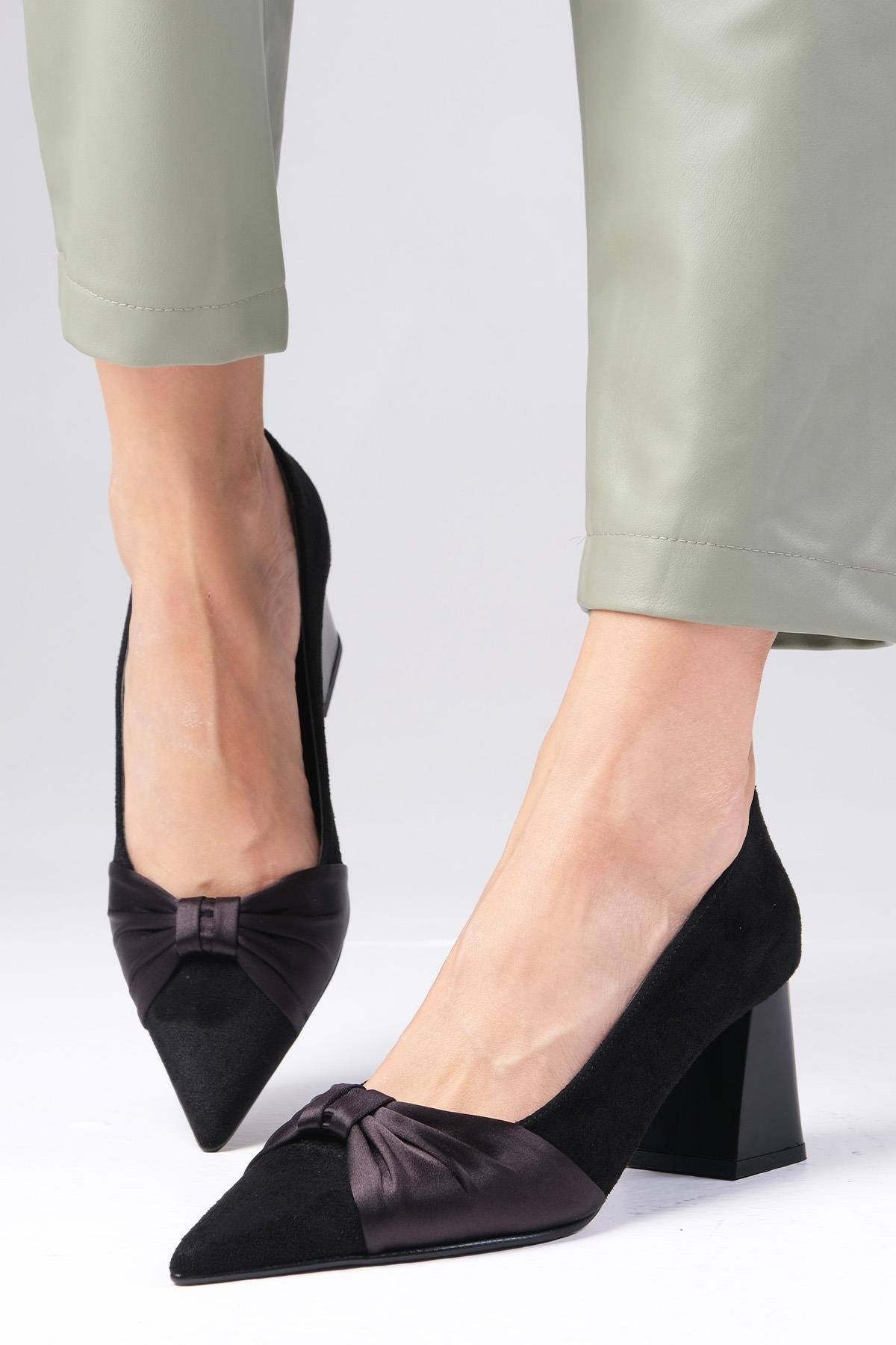 Rose Siyah Renk Topuklu Ayakkabı