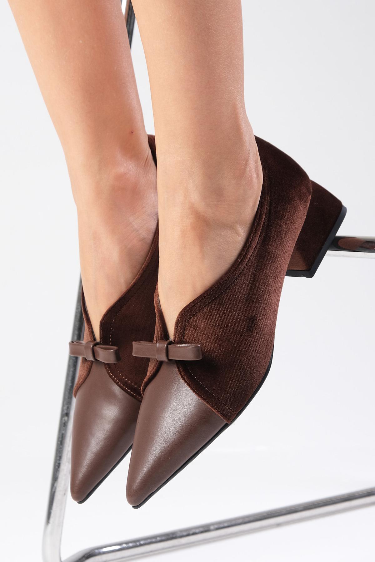 Sabine Kahverengi Kadife Kısa Topuklu Ayakkabı