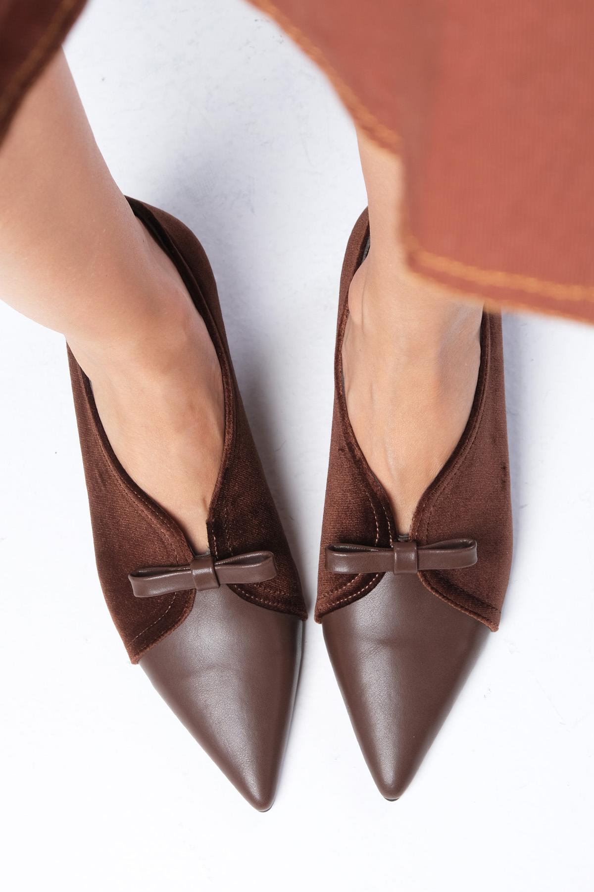 Sabine Kahverengi Kadife Kısa Topuklu Ayakkabı