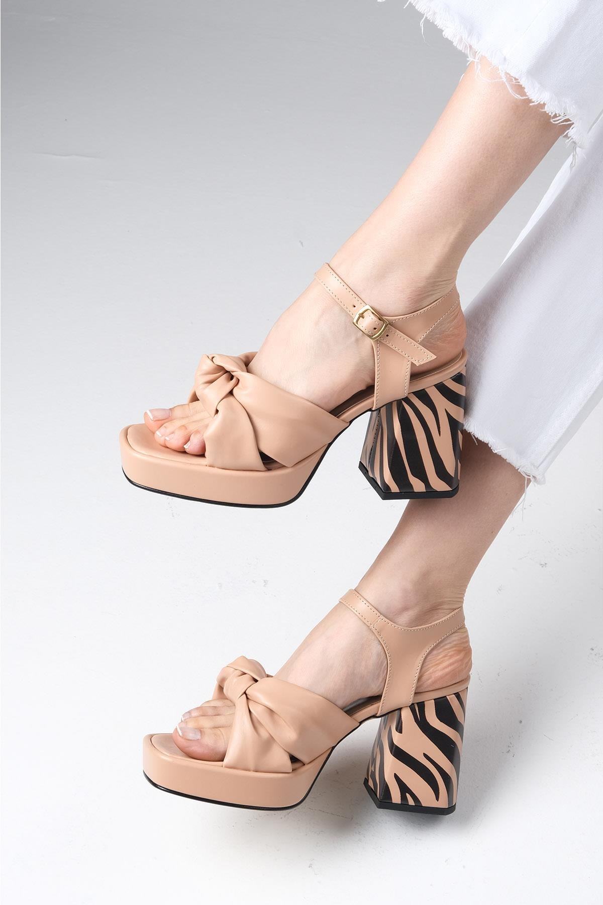 Sandra Vizon Renk Platformlu Sandalet