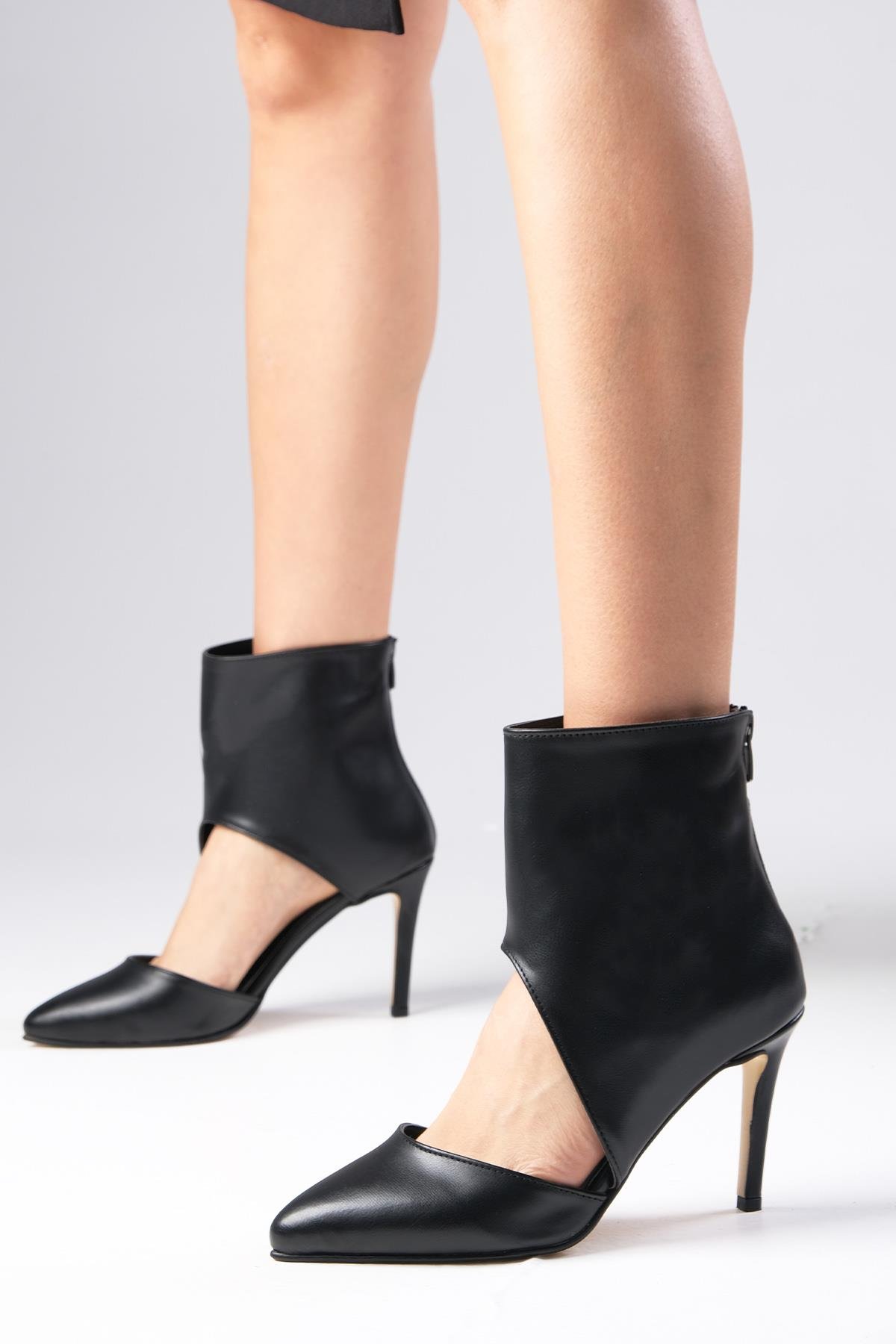 Sasha Siyah Renk Topuklu Ayakkabı
