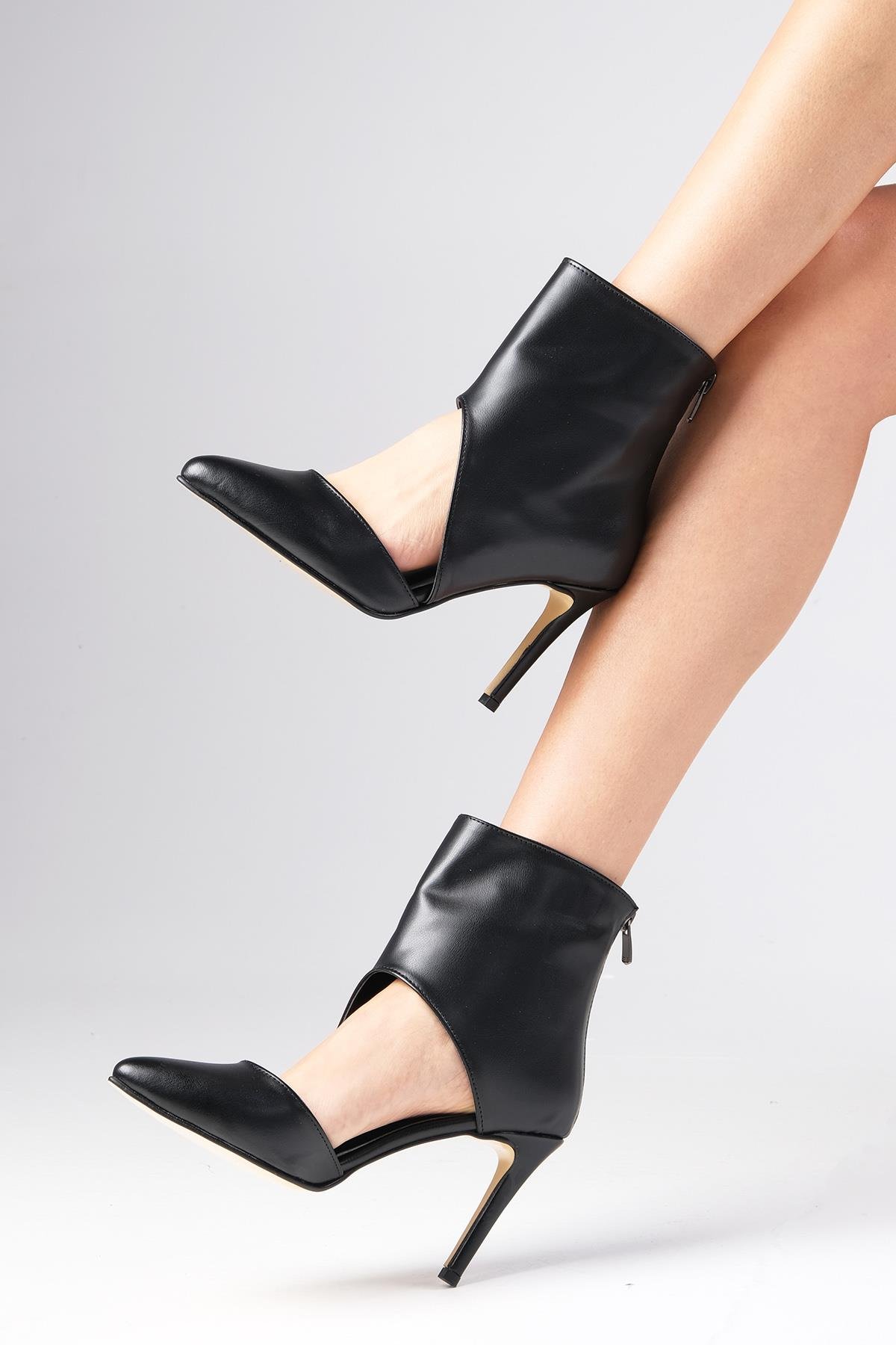 Sasha Siyah Renk Topuklu Ayakkabı