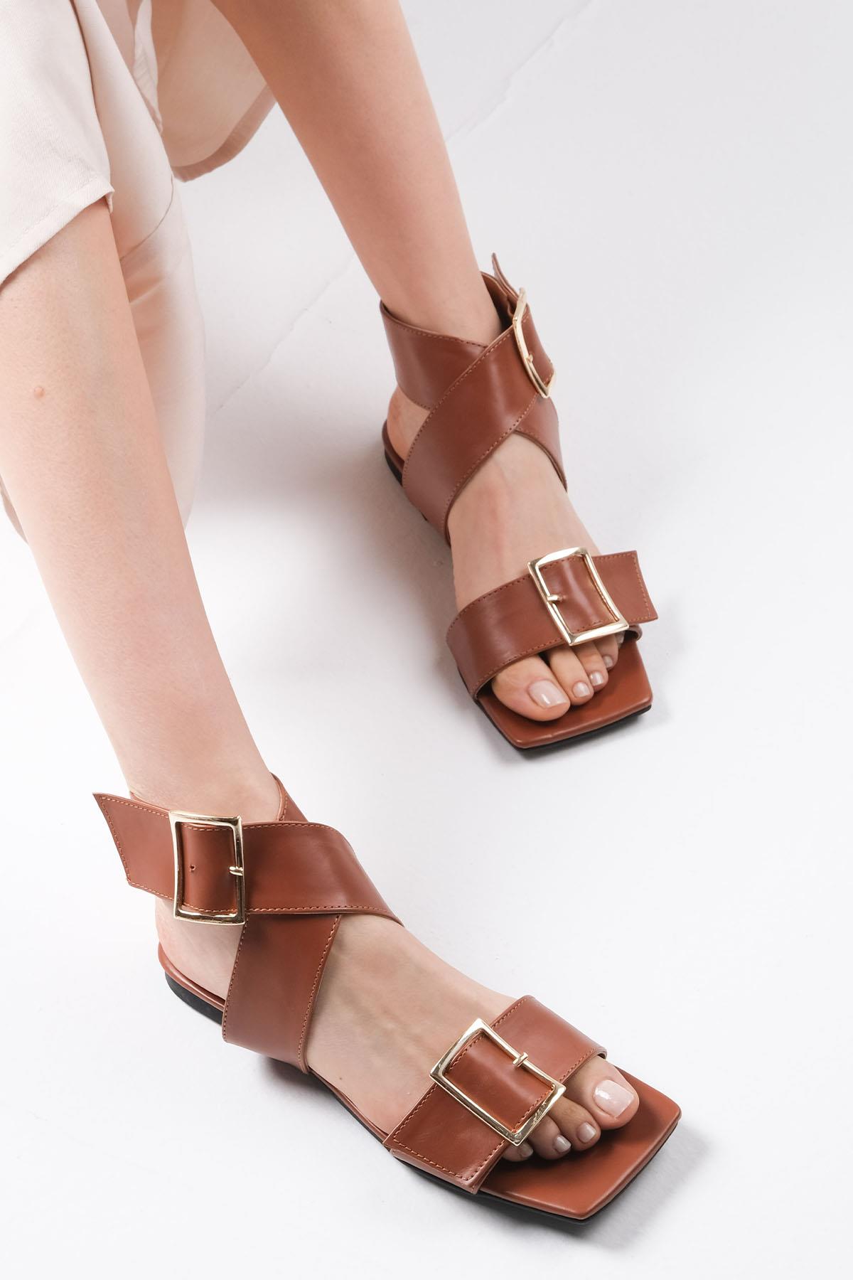 Simone Siyah Renk Düz Sandalet