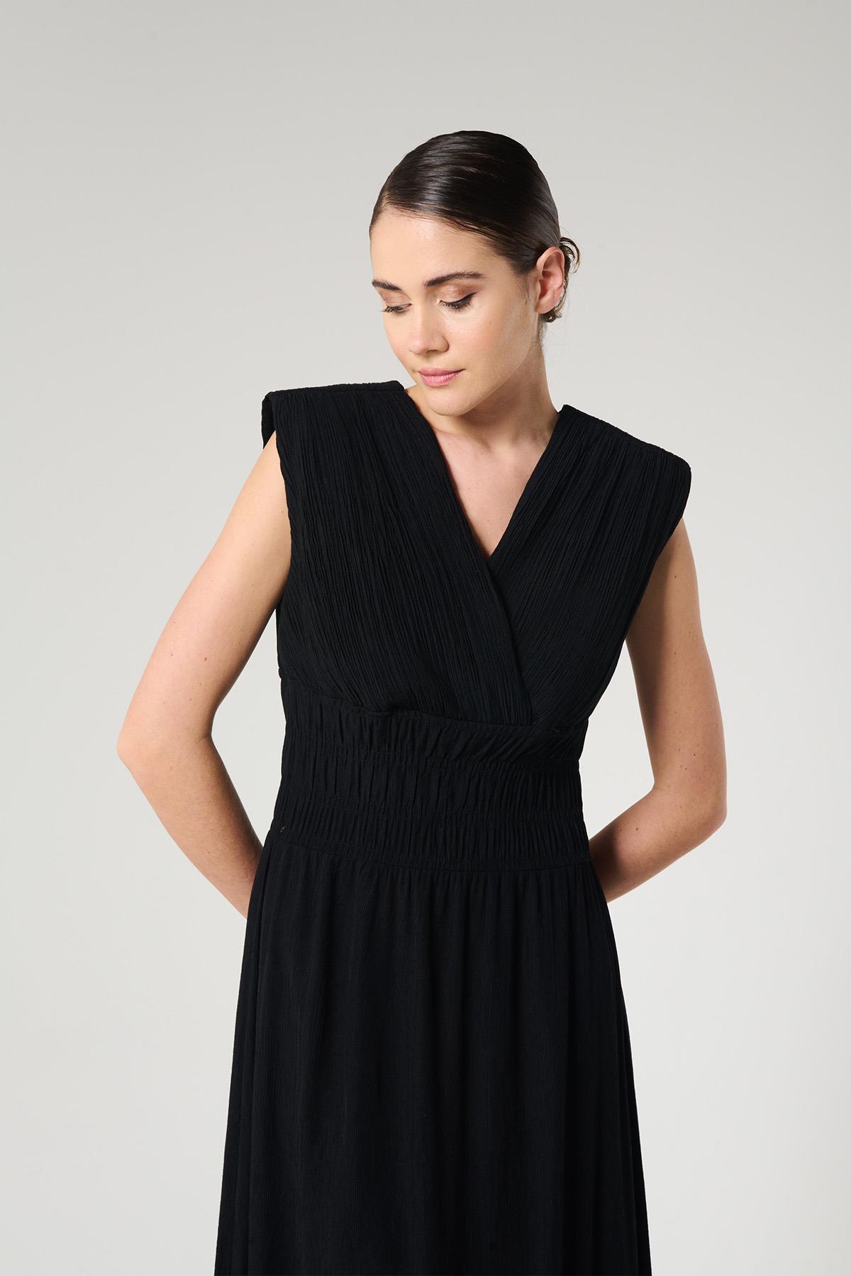 Siyah Renk Gipeli Elbise