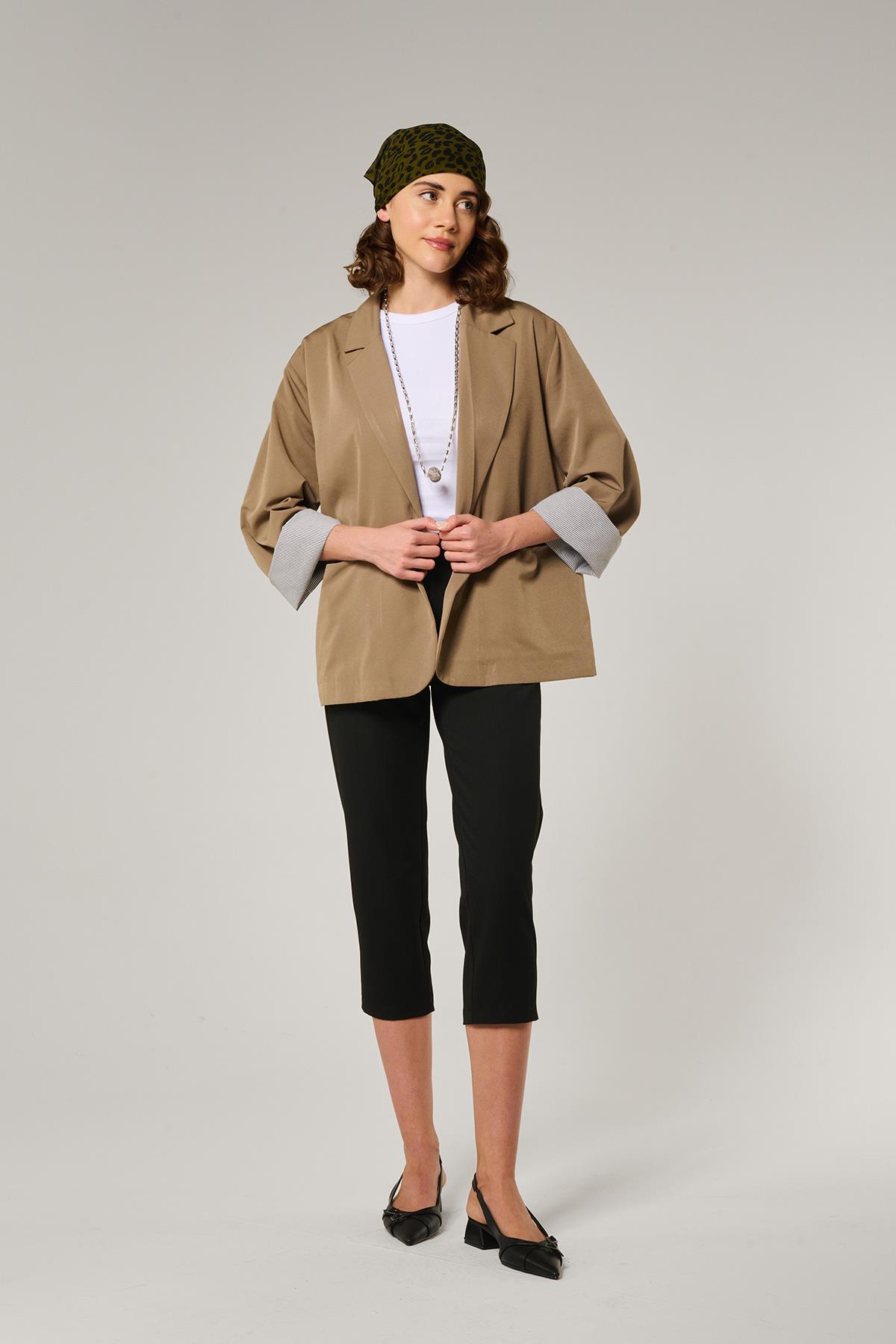 Siyah Renk Skinny Bermuda