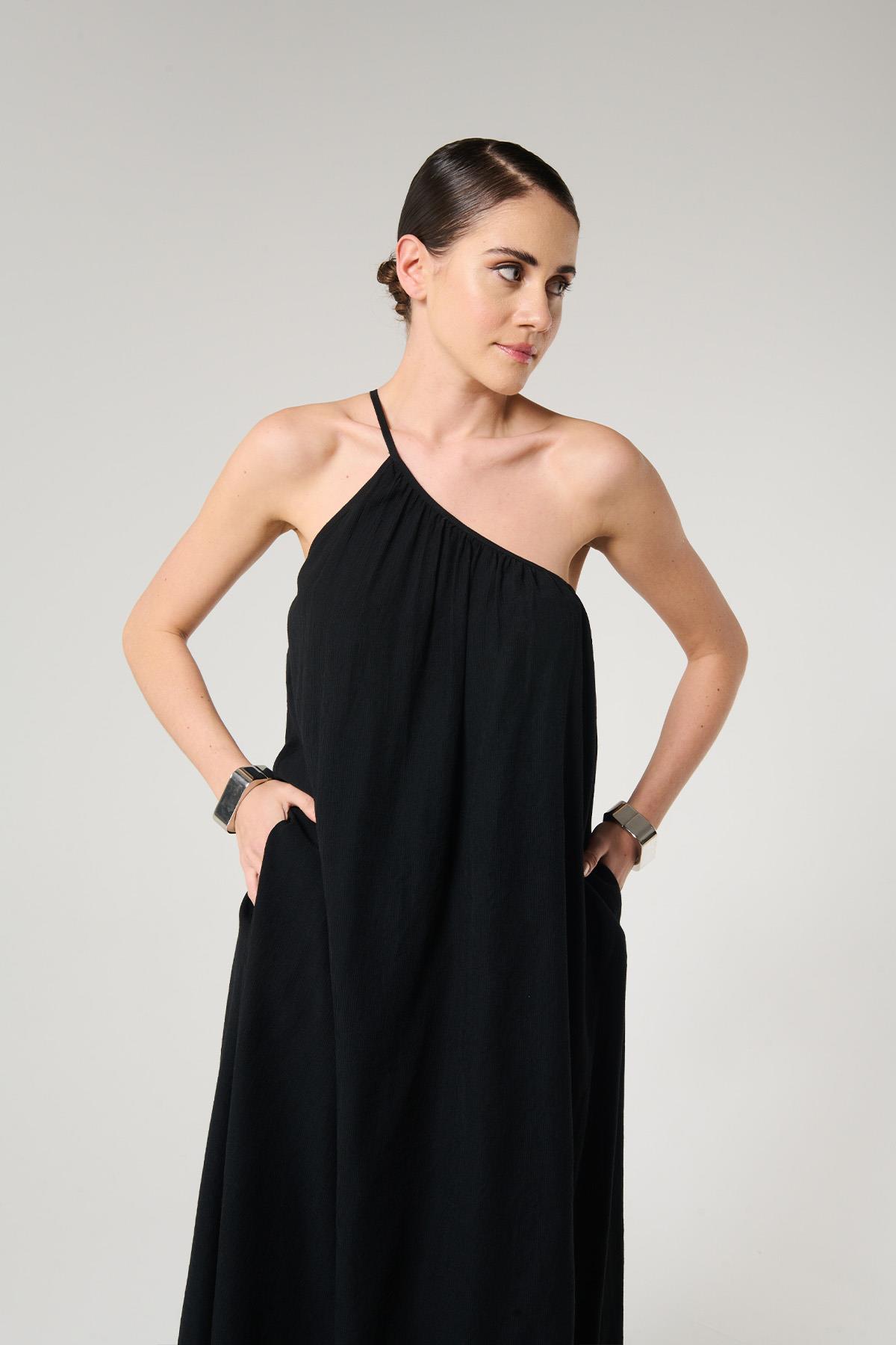 Siyah Renk Tek Omuz Elbise