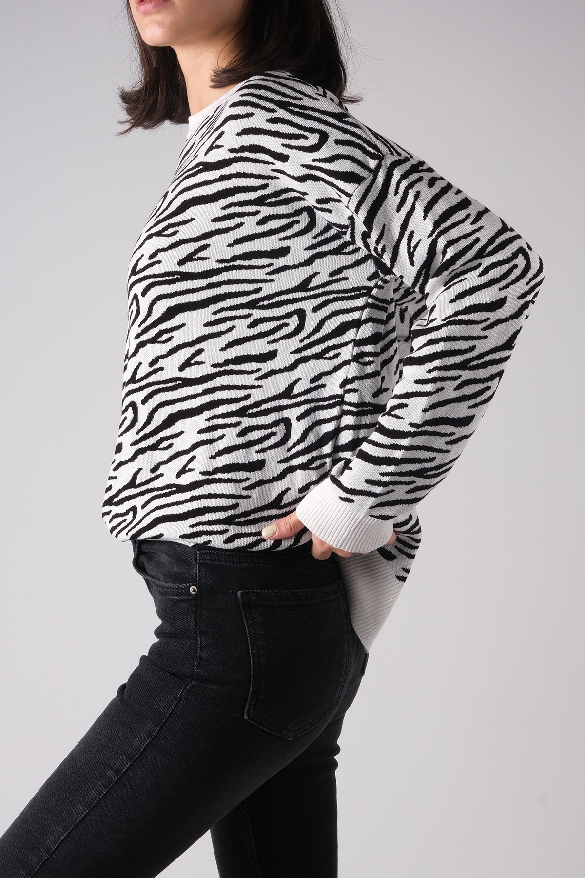 MIOROPA Siyah Renk Zebra Desen Kazak