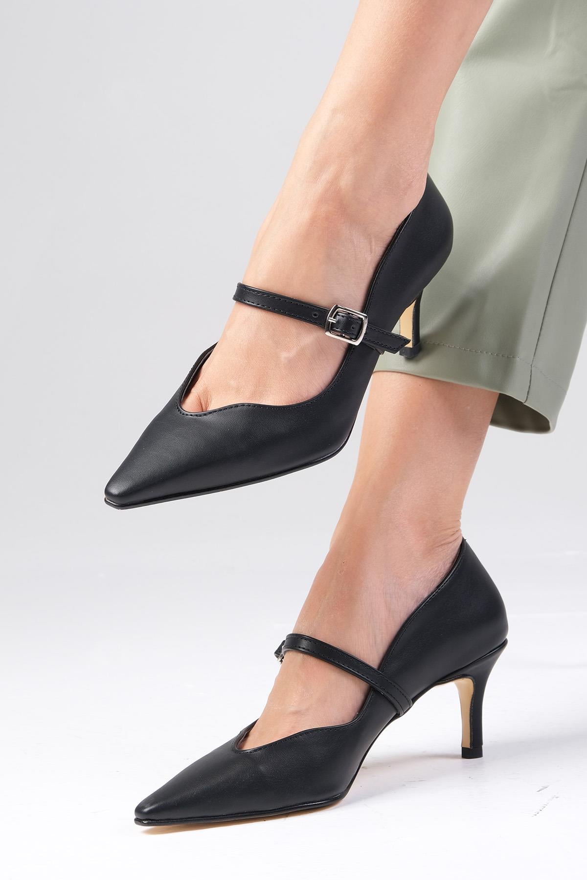 Solene Black Heels