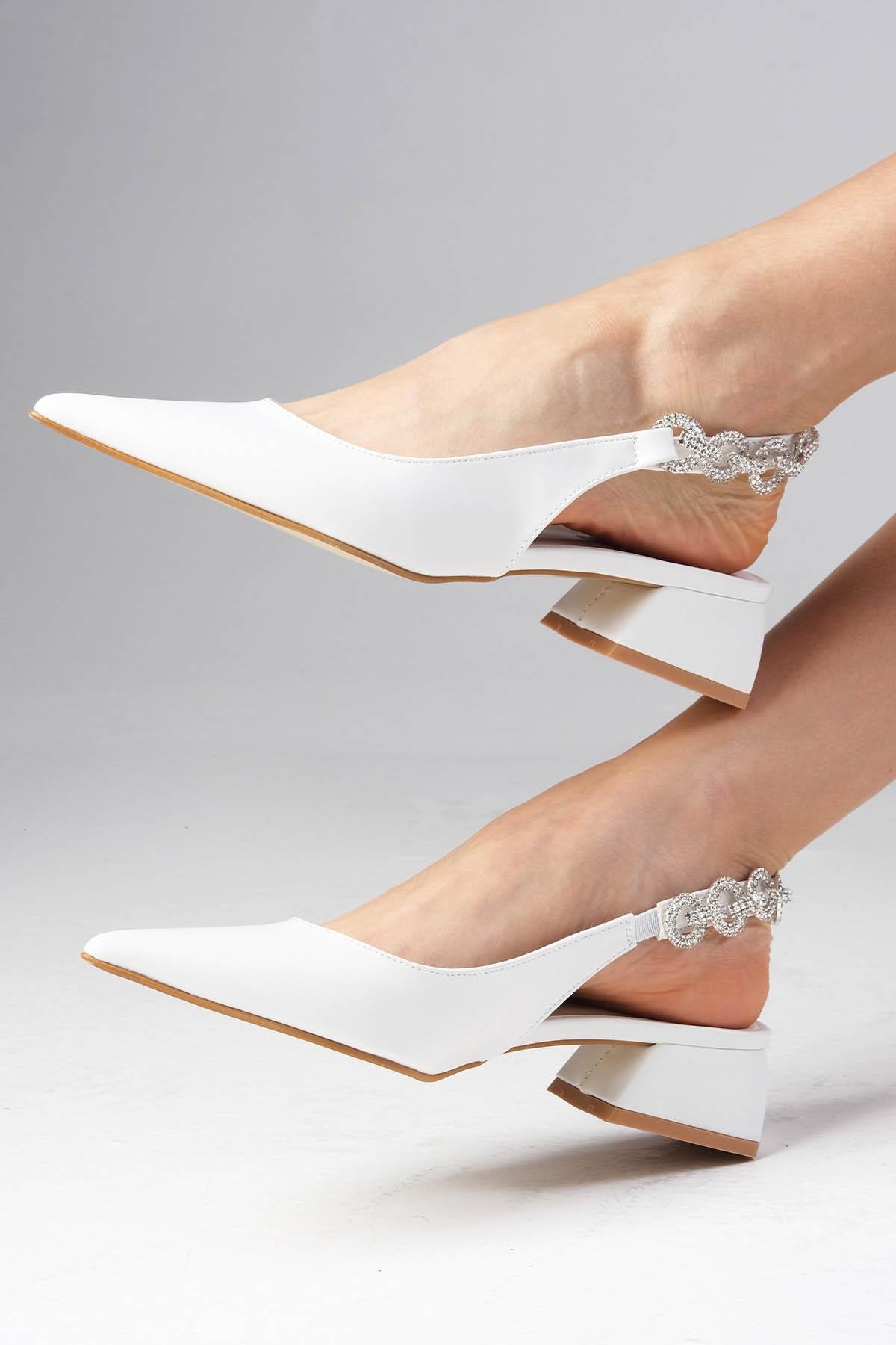 Sophie Beyaz Renk Kısa Topuklu Ayakkabı