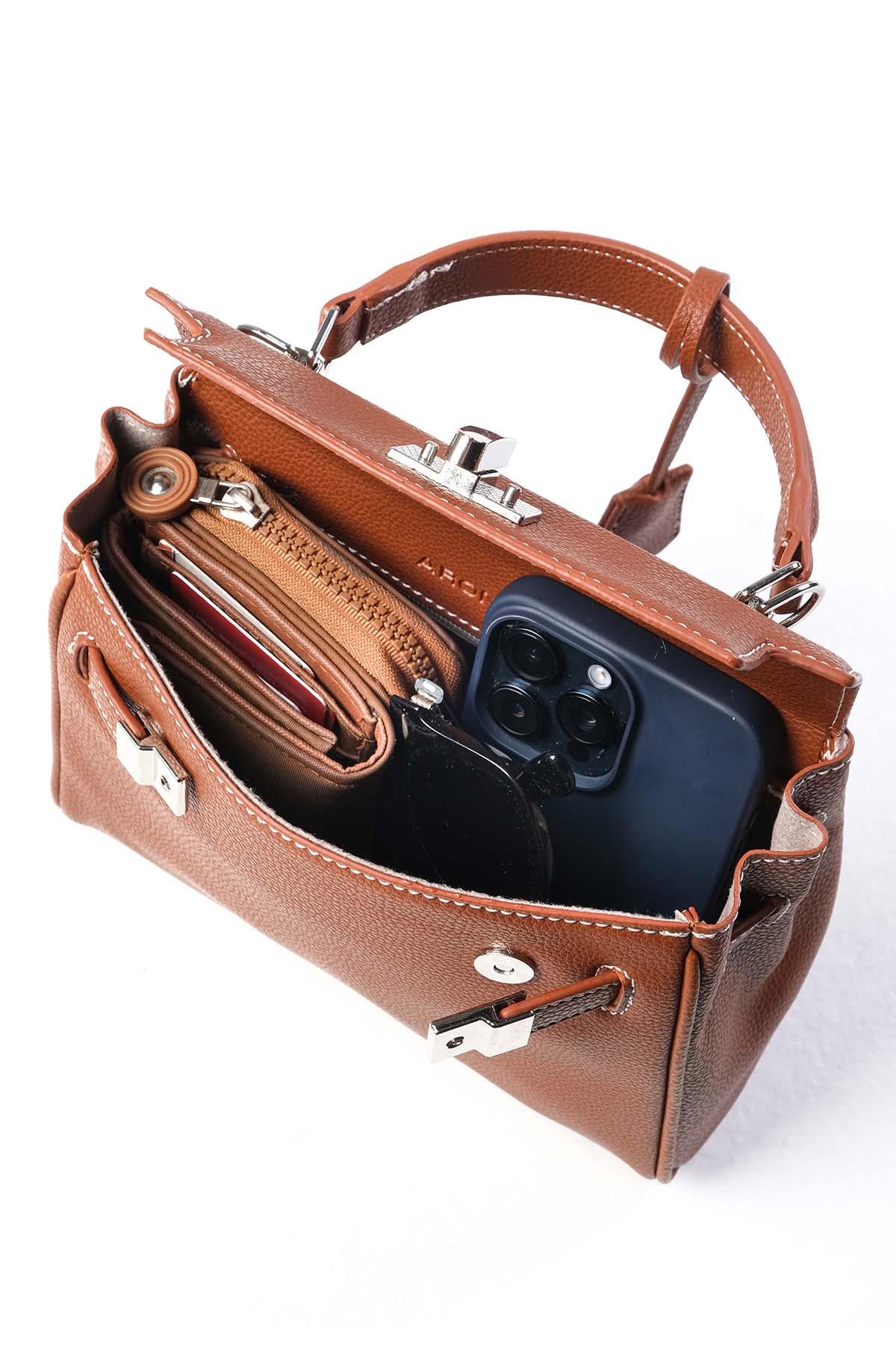 Taba Renk Küçük Boy El ve Omuz Çantası