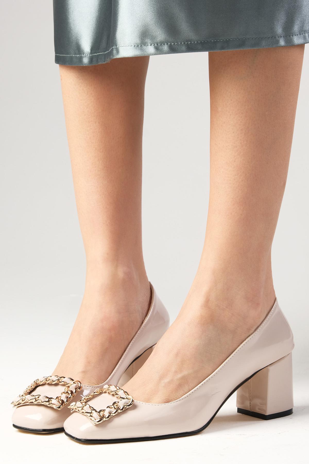 Valeri Bej Renk Rugan Topuklu Ayakkabı