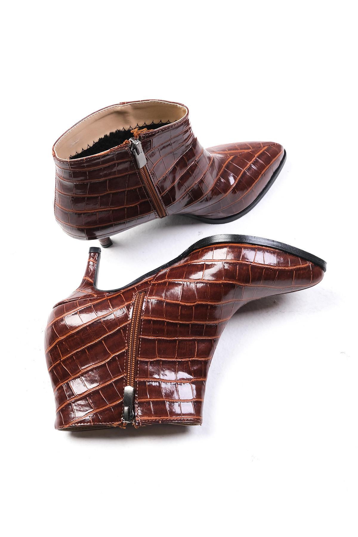 Vanessa Taba Renk Krokodil Desenli Bilekte Bot