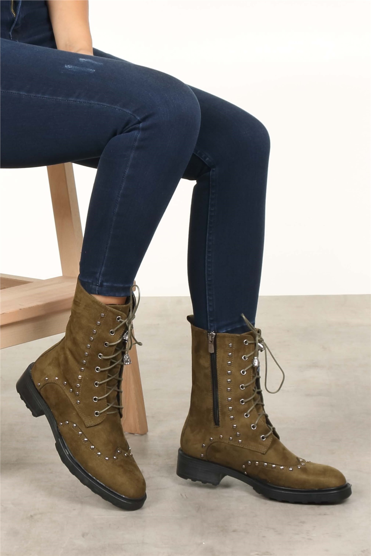 Vicky Haki Süet Bot