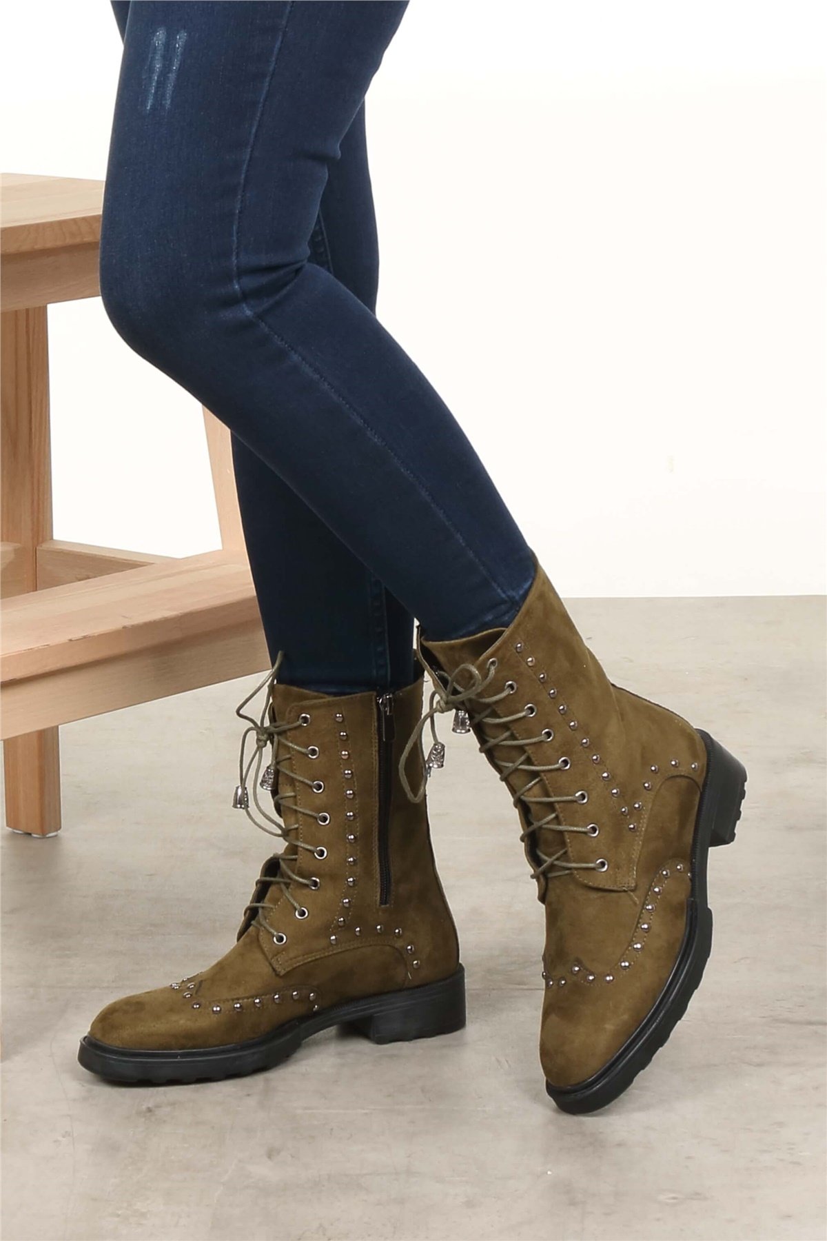 Vicky Haki Süet Bot