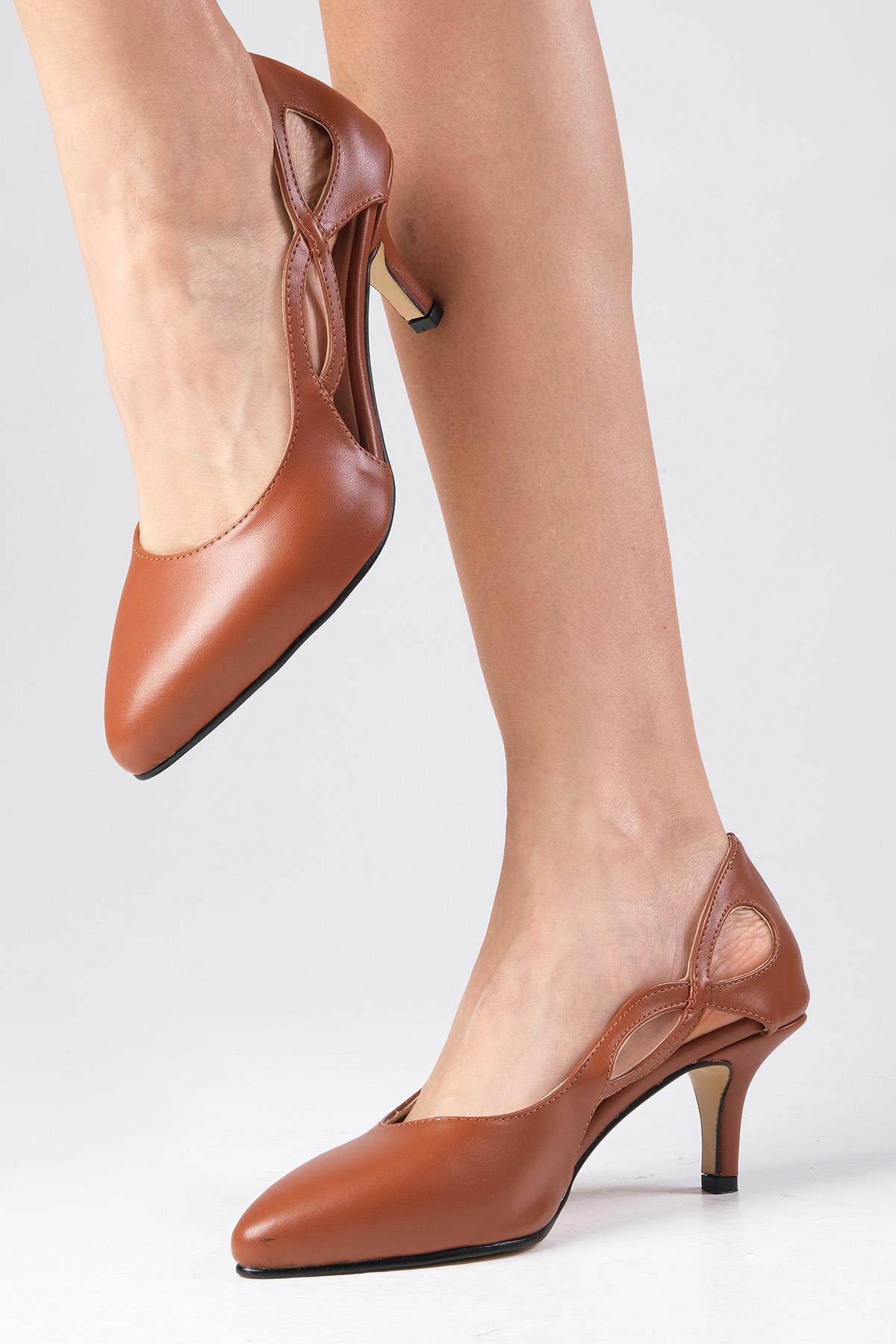 Violetta Taba Renk Topuklu Ayakkabı