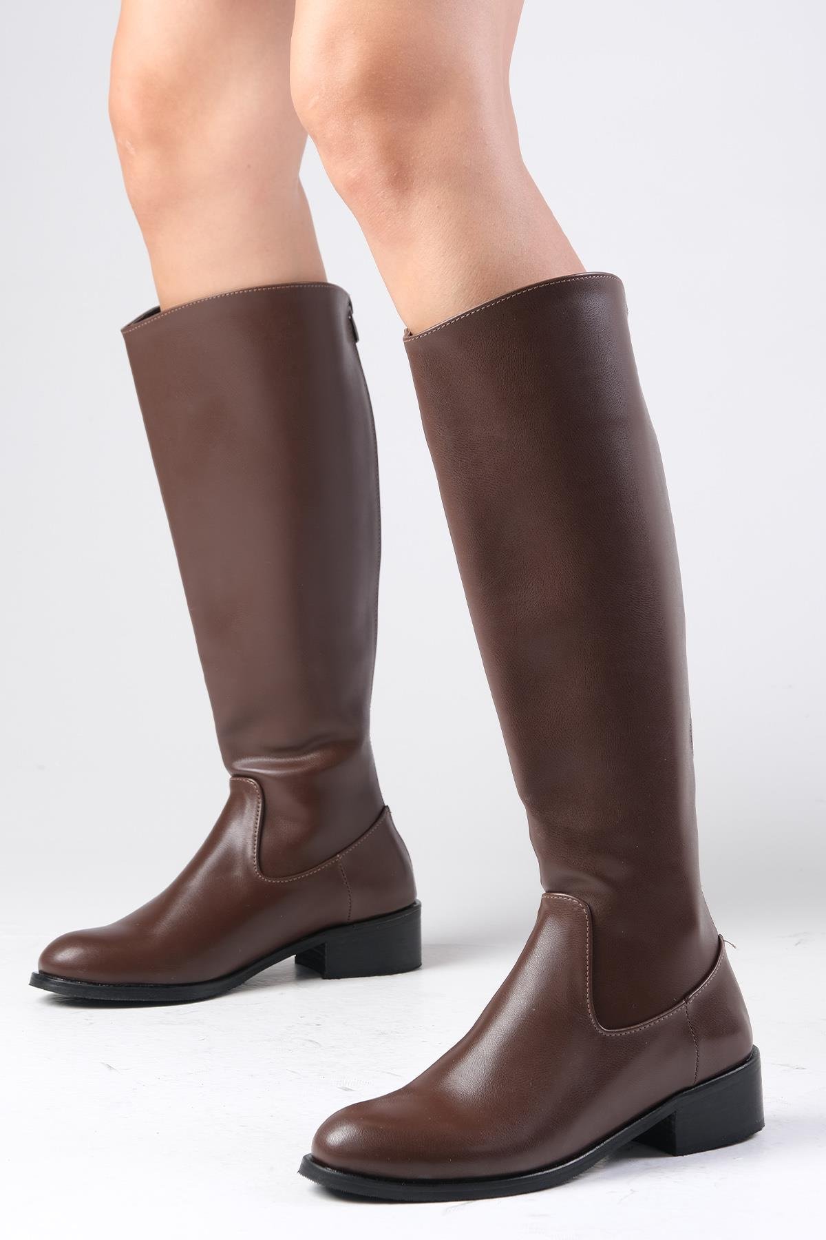 Vivien Kahverengi Fermuarlı Çizme