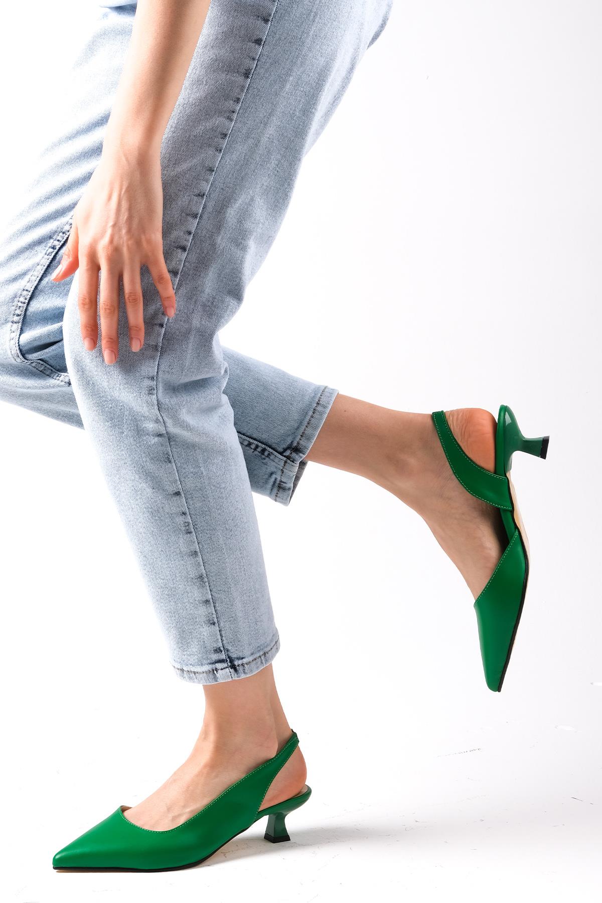 Mio Gusto Yeşil Renk Kısa Topuklu Ayakkabı