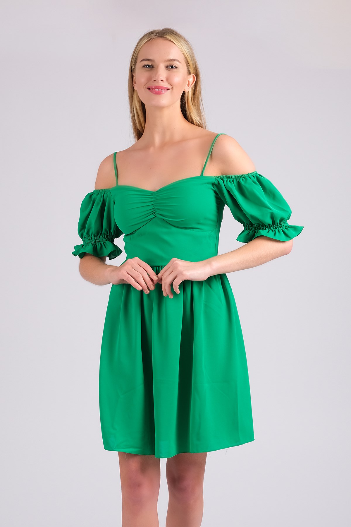 Mio Gusto Yeşil Renk İp Askılı Kısa Kollu Kadın Elbise