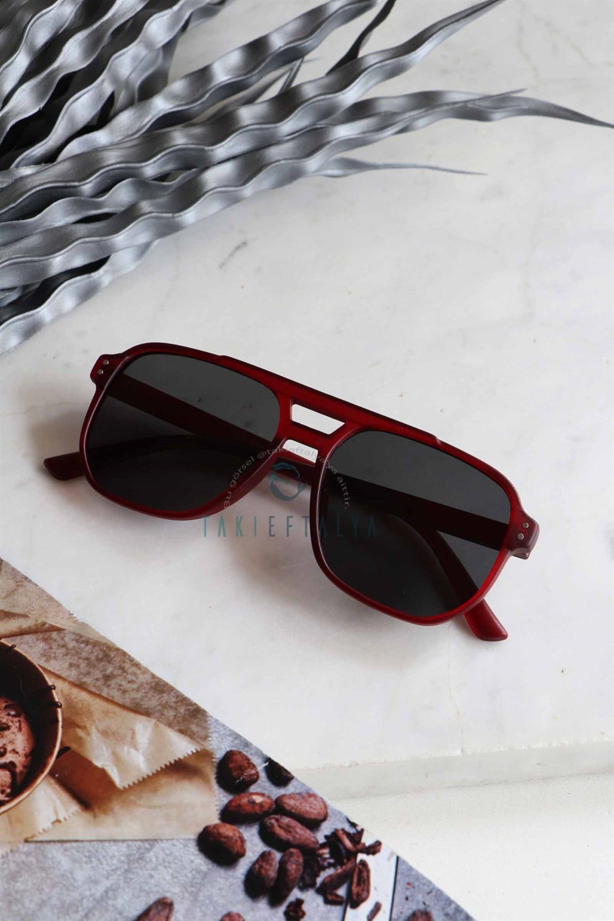 Dark Vintage & Retro Bordo Güneş Gözlüğü