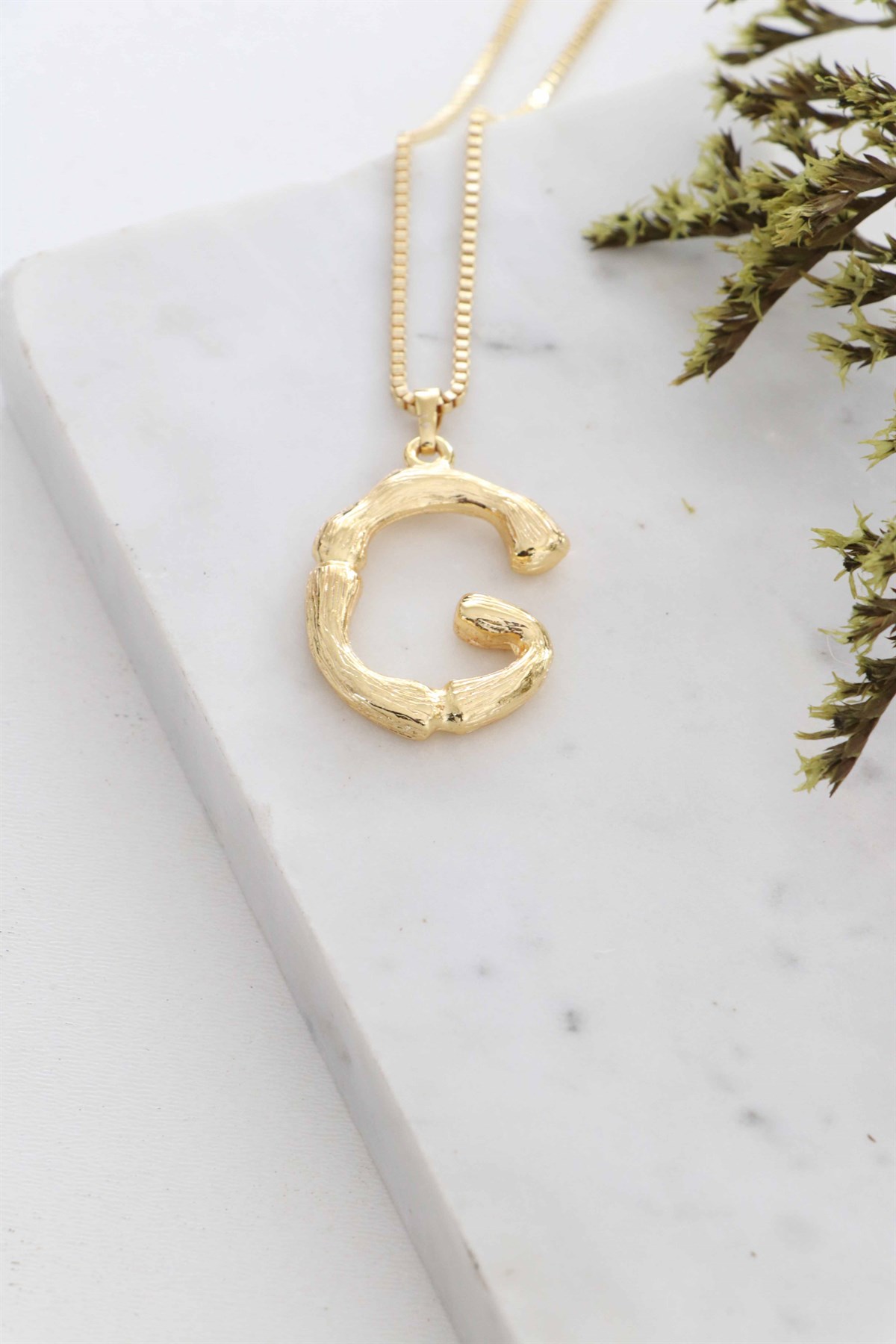 G Harfli Kadın Kolye