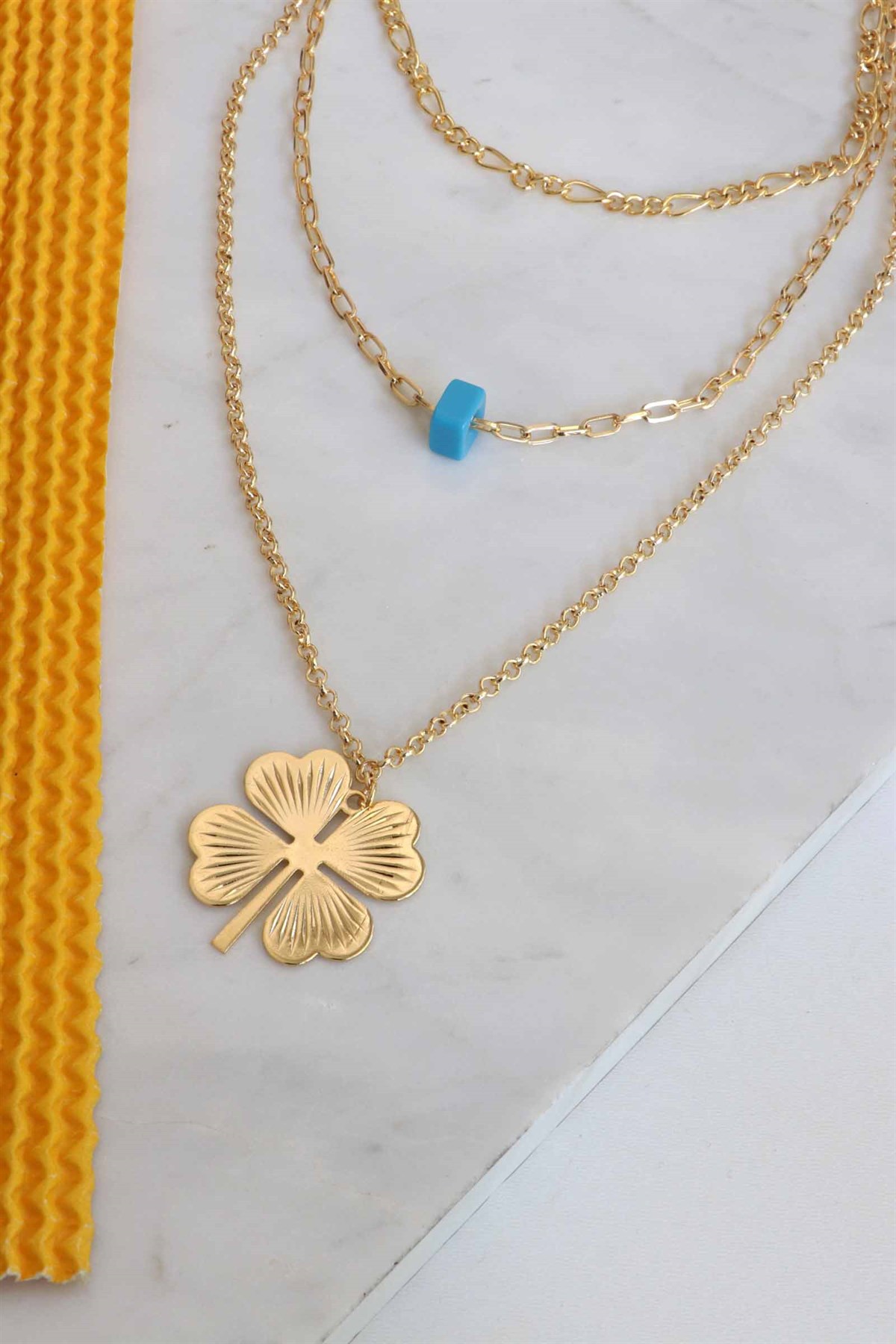 Gold Yonca Üçlü Kolye