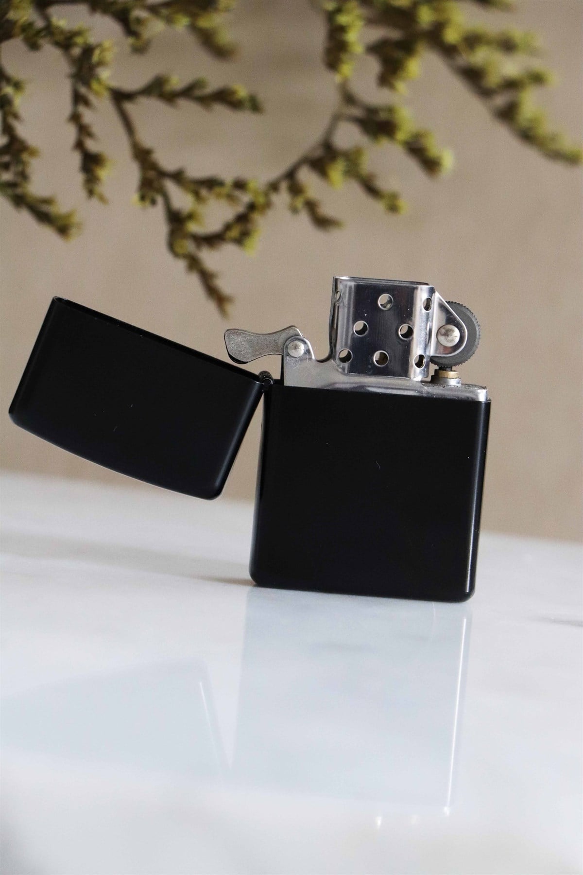 Kişiselleştirilebilir Siyah Zippo Çakmak
