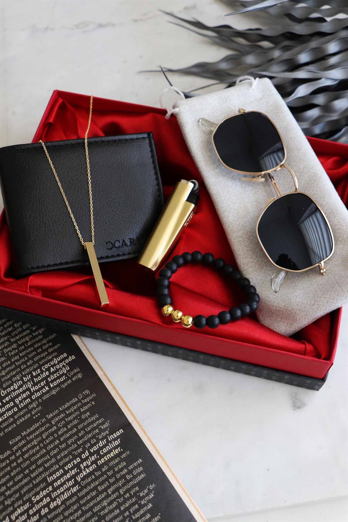 Erkek Gold Detaylı Gözlük, Cüzdan, Zippo Çakmak, Bileklik, Tesbih Set2