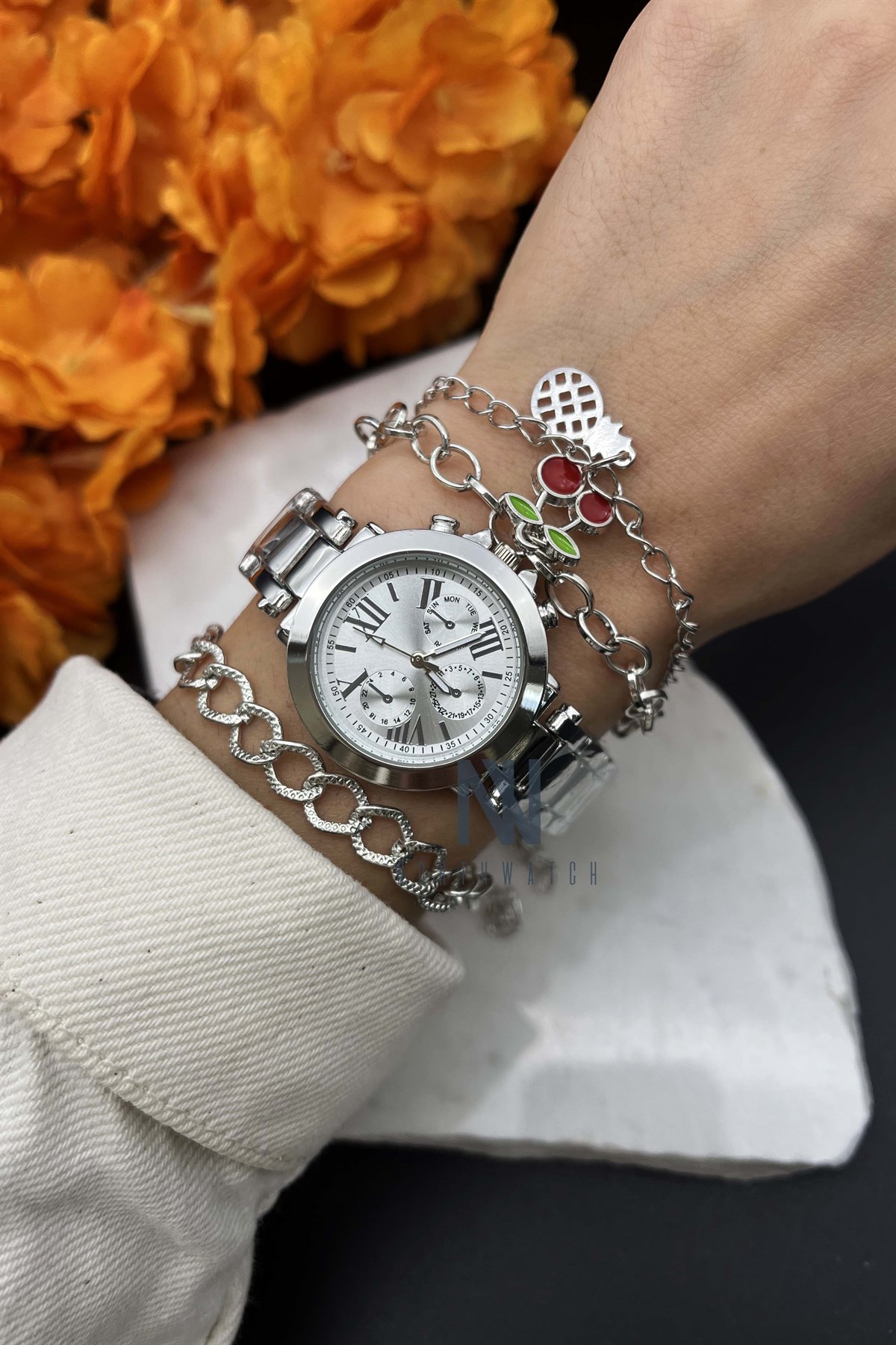kadın kol saati metal kordon silver renk saat hediye seti