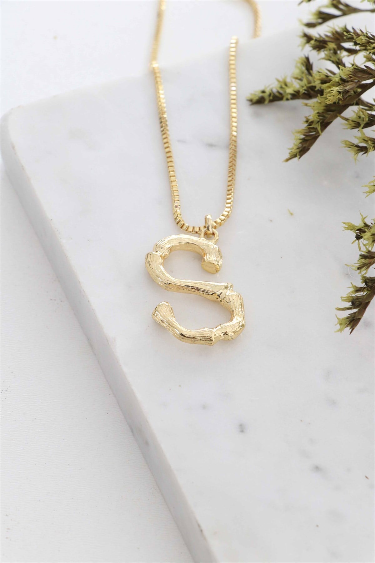 S Harfli Kadın Kolye