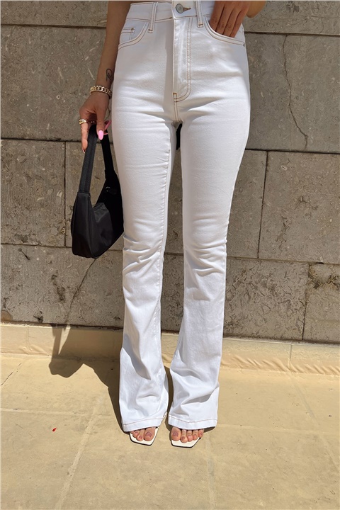 Beyaz Yüksek Bel İspanyol Paça Kadın Jean