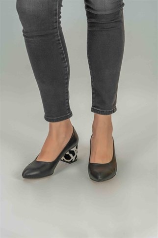 Afra Zebra Topuk Klasik Topuklu Ayakkabı -Siyah