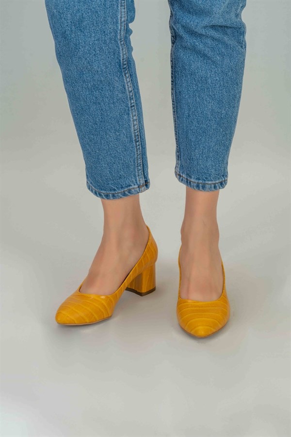 Afra Kroko Klasik Topuklu Ayakkabı -Sarı
