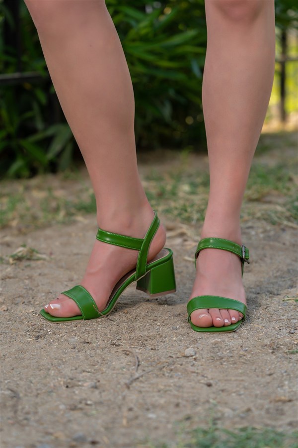 Pionus Yeşil Topuklu Ayakkabı