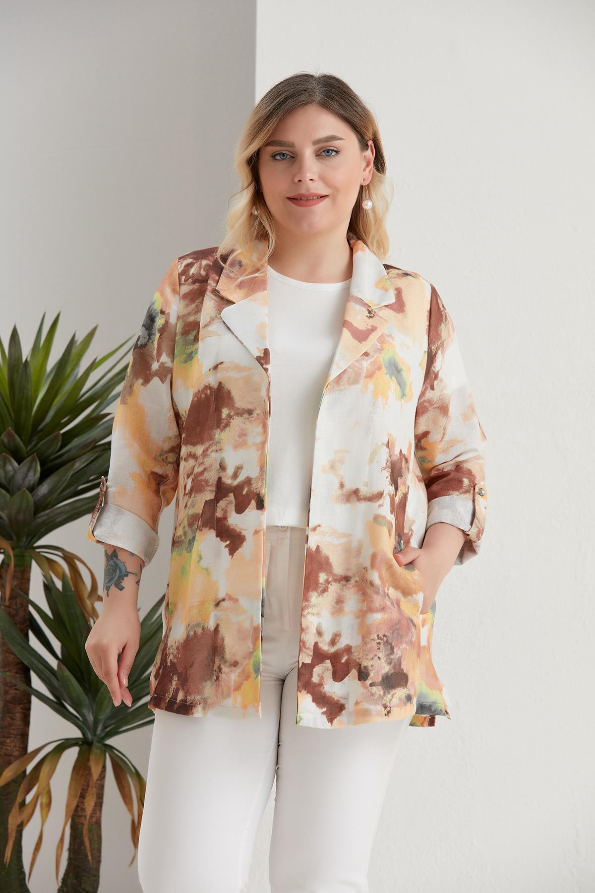 Büyük Beden Desenli Kruvaze Yaka Cep Detaylı Saks Ceket