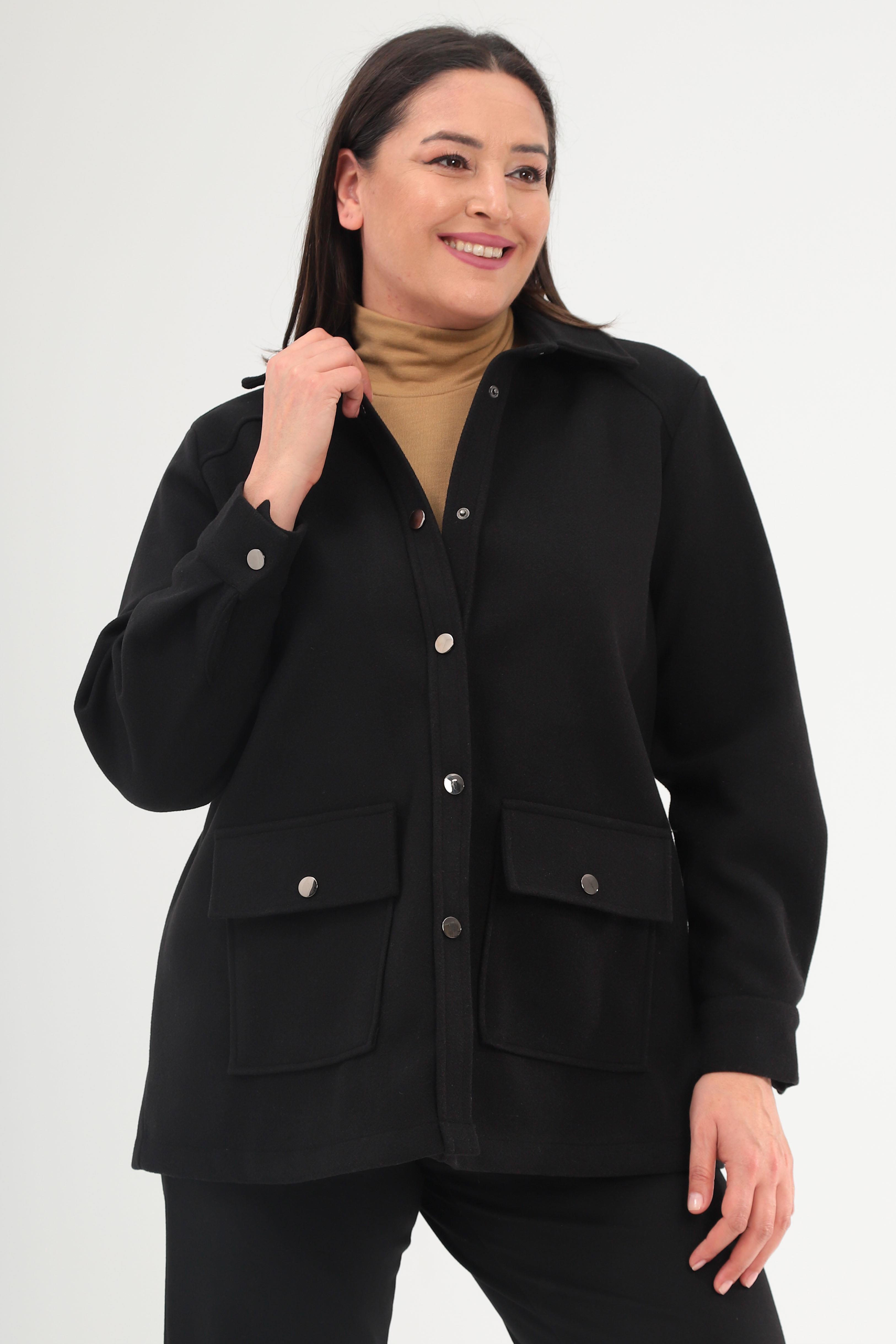 Trend42plus Büyük Beden Çıt Çıt Düğmeli Cep Detaylı Kaşe Siyah Ceket