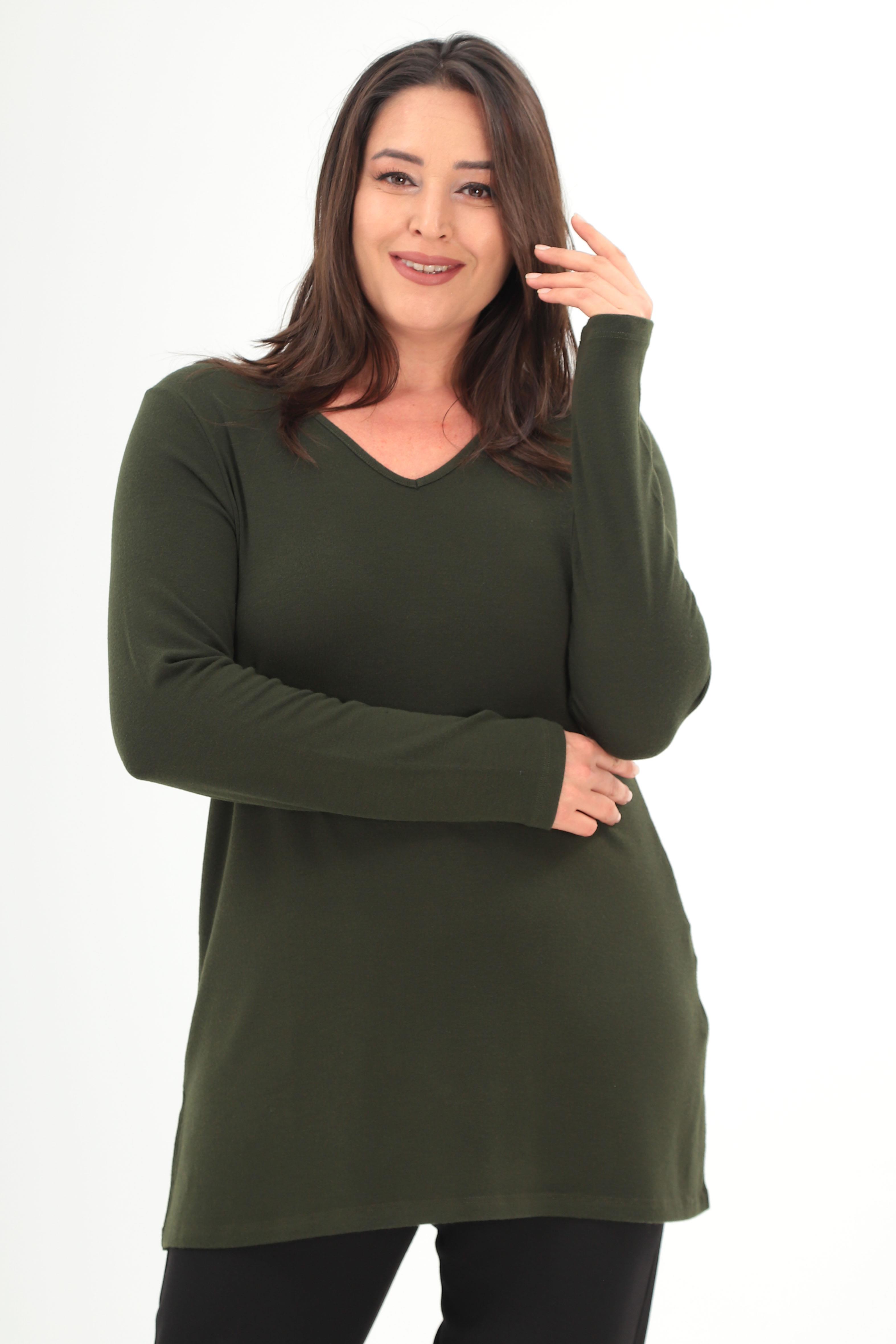 Trend42plus Büyük Beden V Yaka Yırtmaçlı Basic Haki Bluz