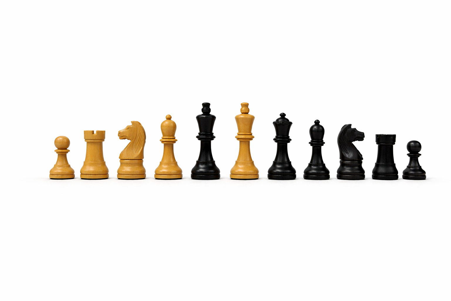 Helena Ahşap Satranç Figür 80 mm