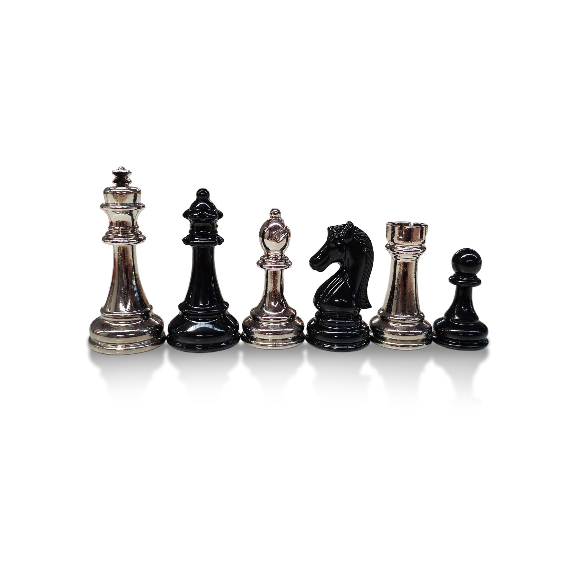 Klasik Metal Döküm Satranç Figür Takımı (Siyah-Gümüş)