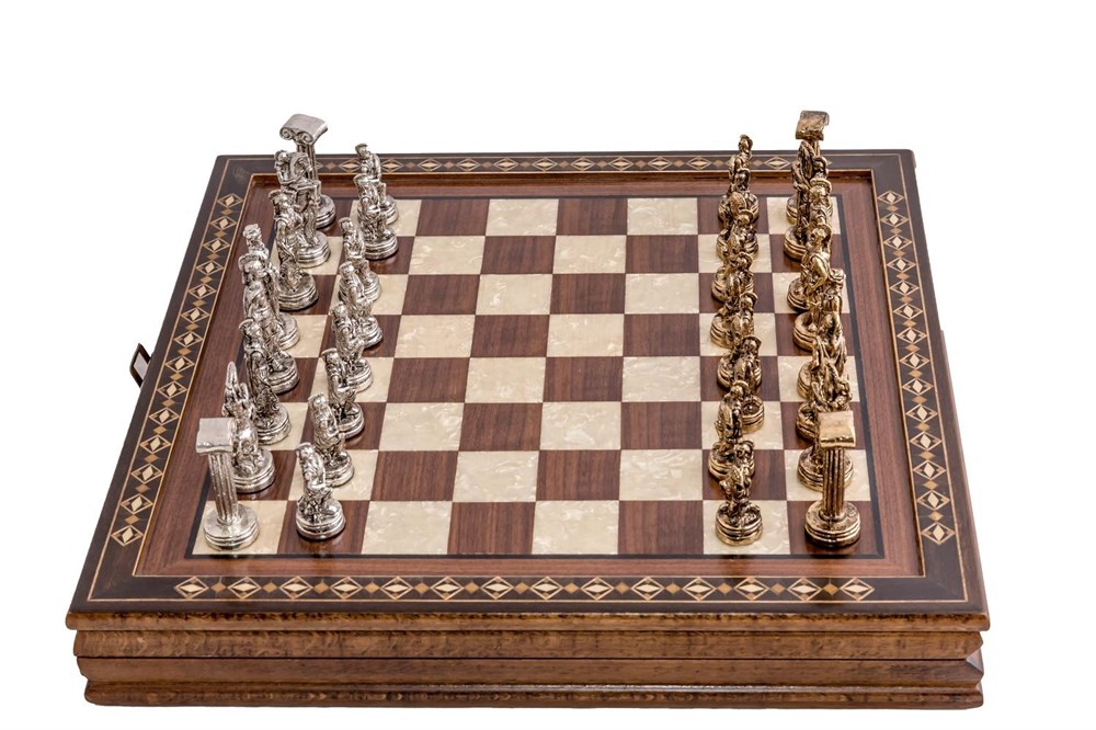 Hero Chess Set With Metal Figures - Medium | Walnut