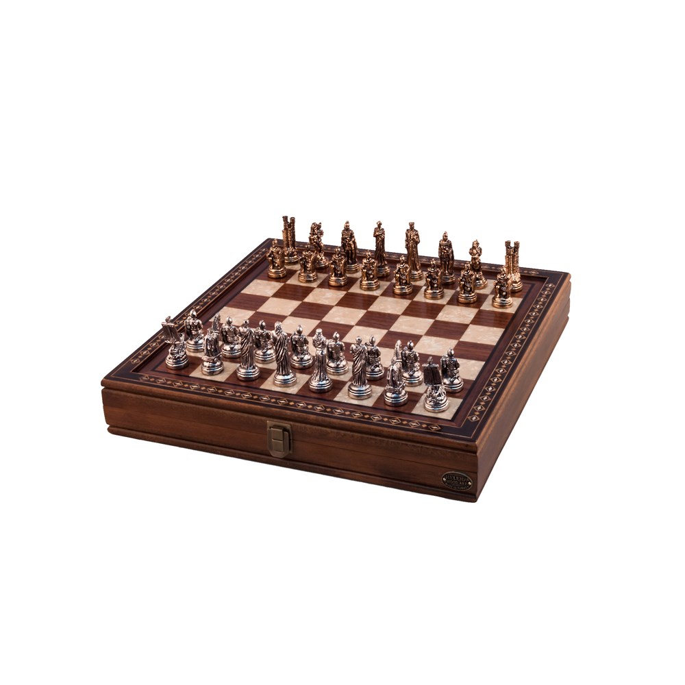 Hero Chess Set | Walnut