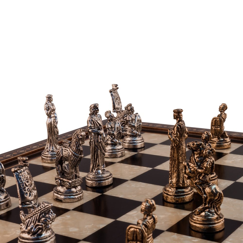Hero Chess Set | black