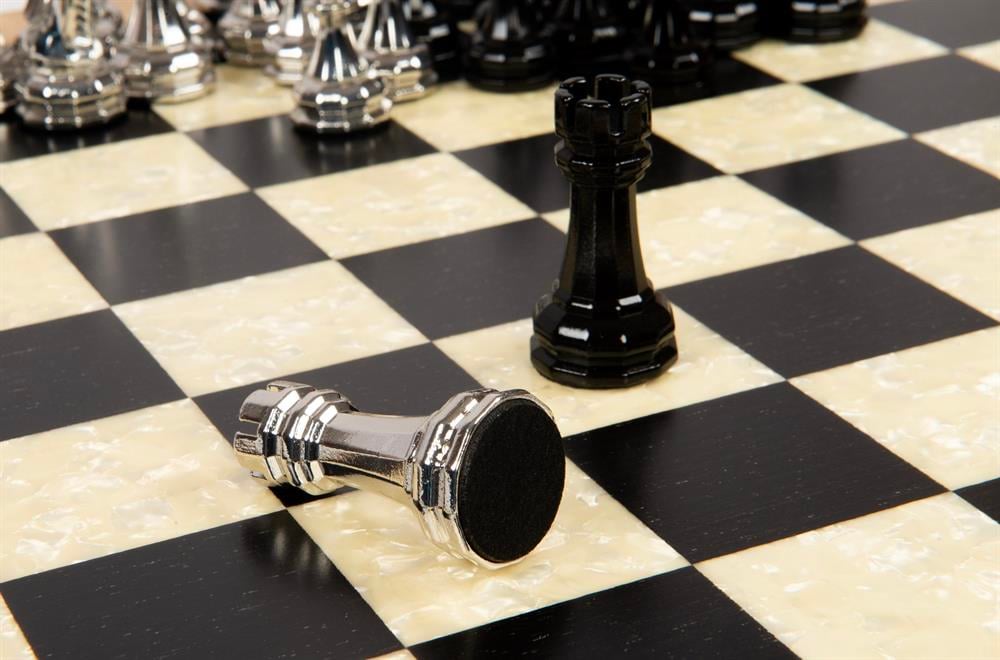 HLN KLASİK METAL SATRANÇ BÜYÜK BLNK