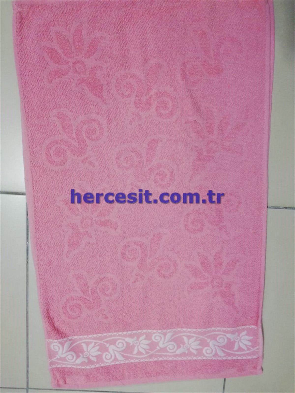 Jakarlı Havlu 50x80 cm
