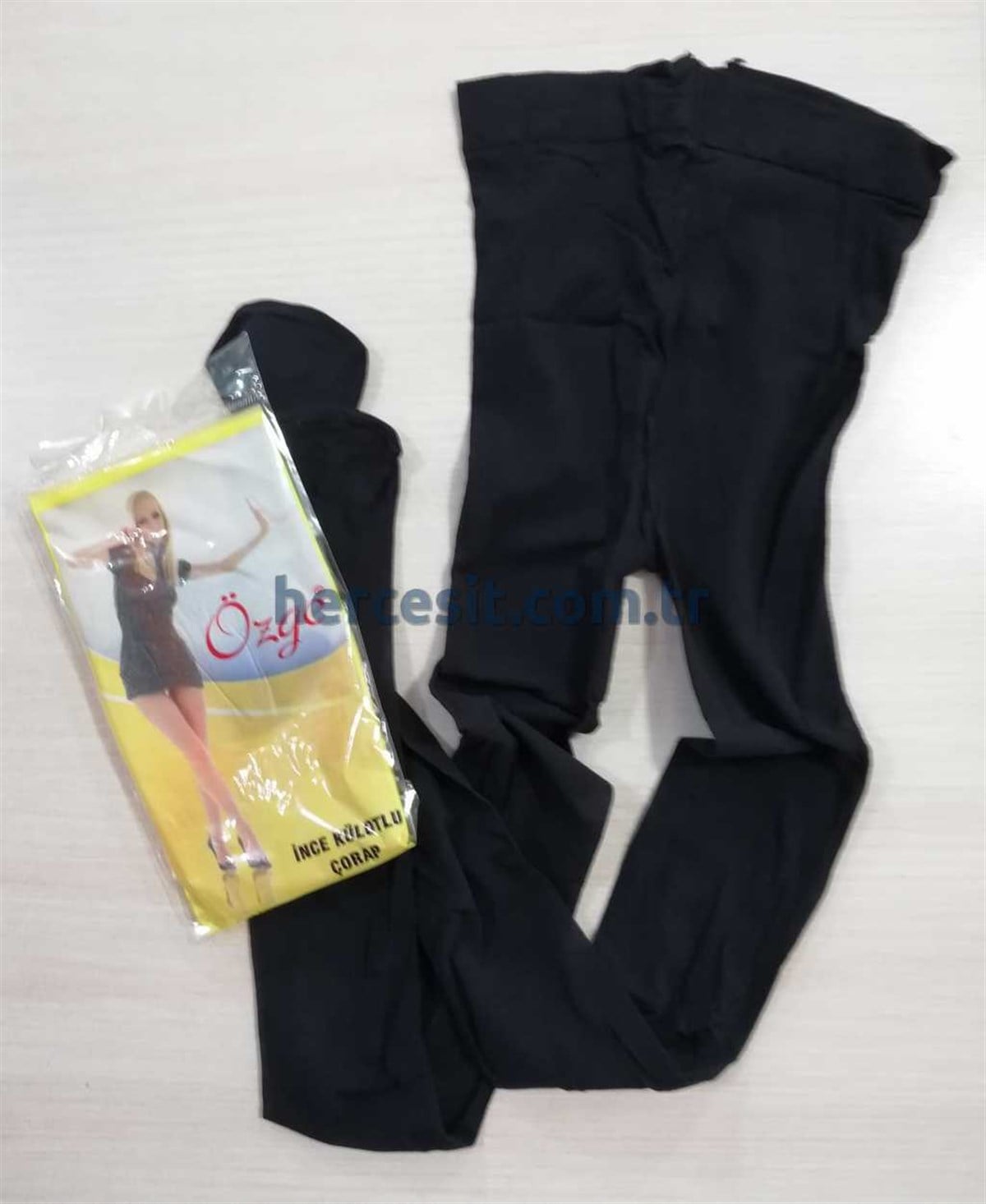 Özge İnce Külotlu Çorap