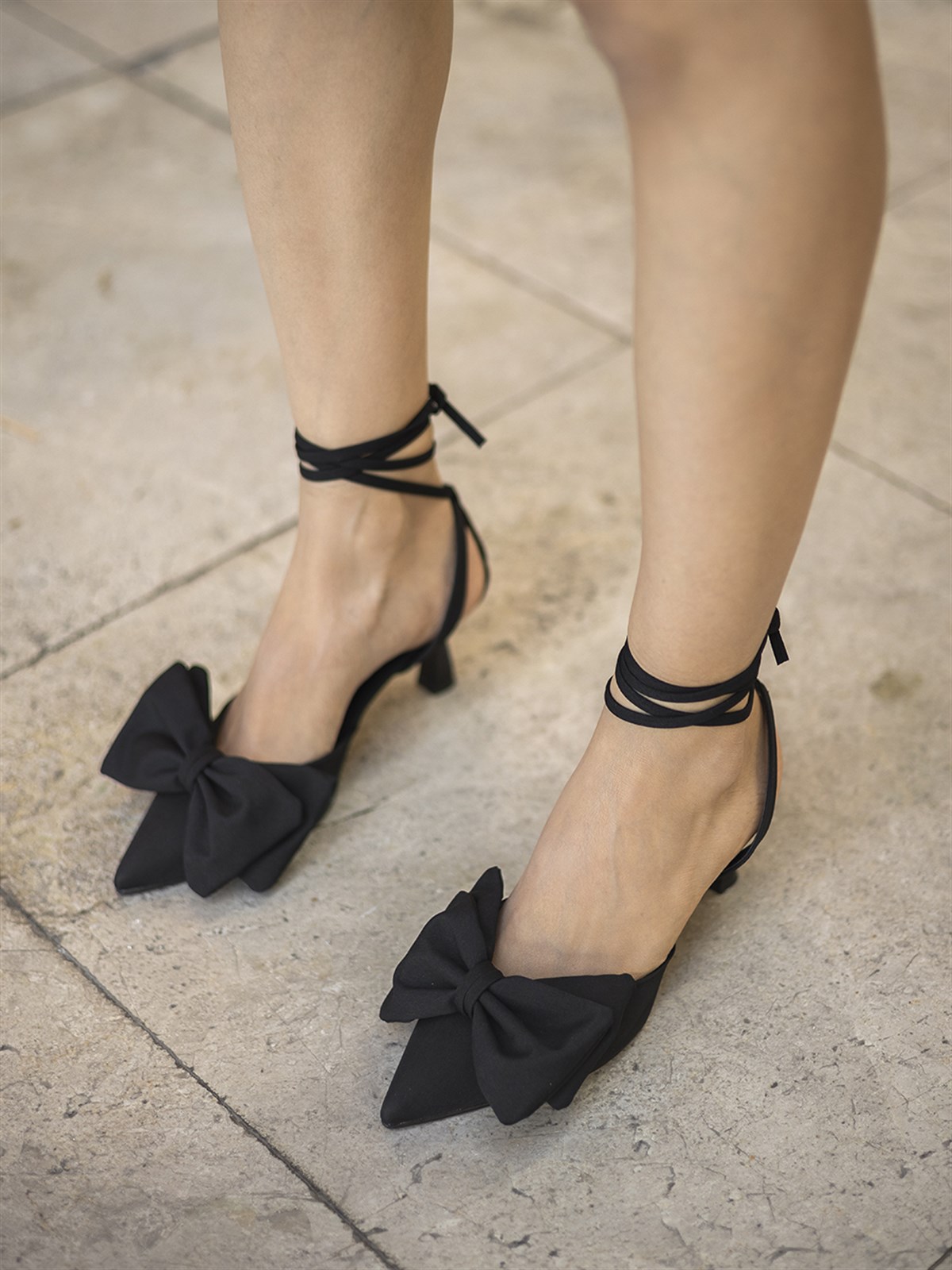Mypoppishoes / Siyah Saten Fiyonklu 6 Cm Kadın Topuklu Ayakkabı Magnolia
