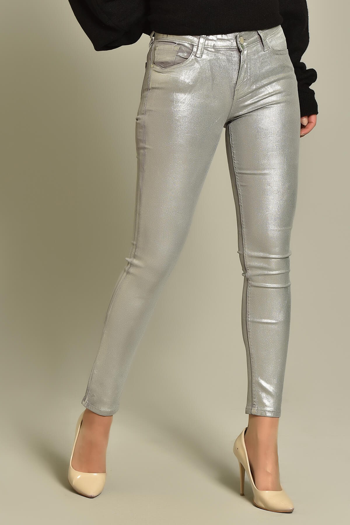 Gümüş Varaklı Slim Fit Jean Pantolon - Moda Kapımda İle Kapınızda!