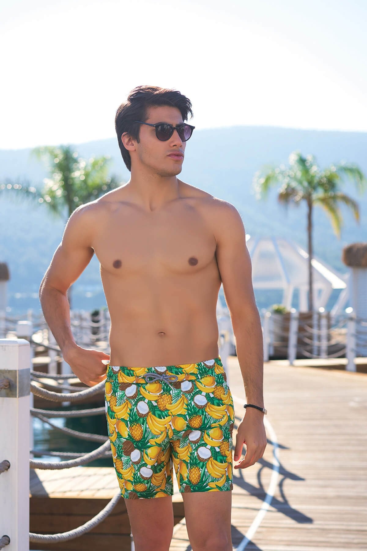 Ananas Desenli Dijital Erkek Deniz Şortu